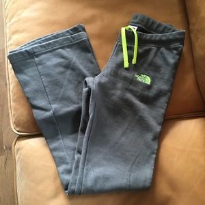 The North Face women’s drawstring sweatpants XS